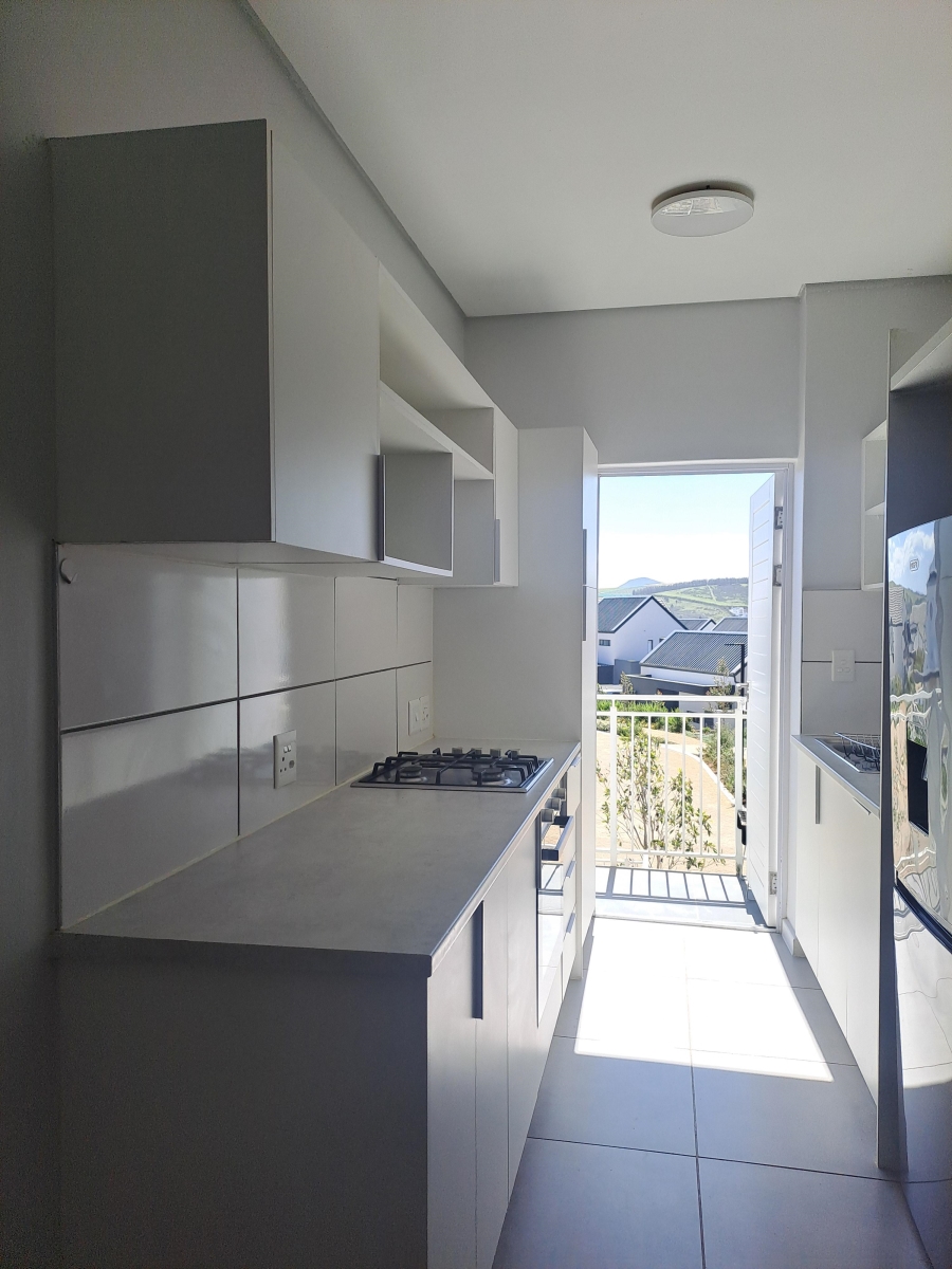 To Let 2 Bedroom Property for Rent in Newinbosch Western Cape